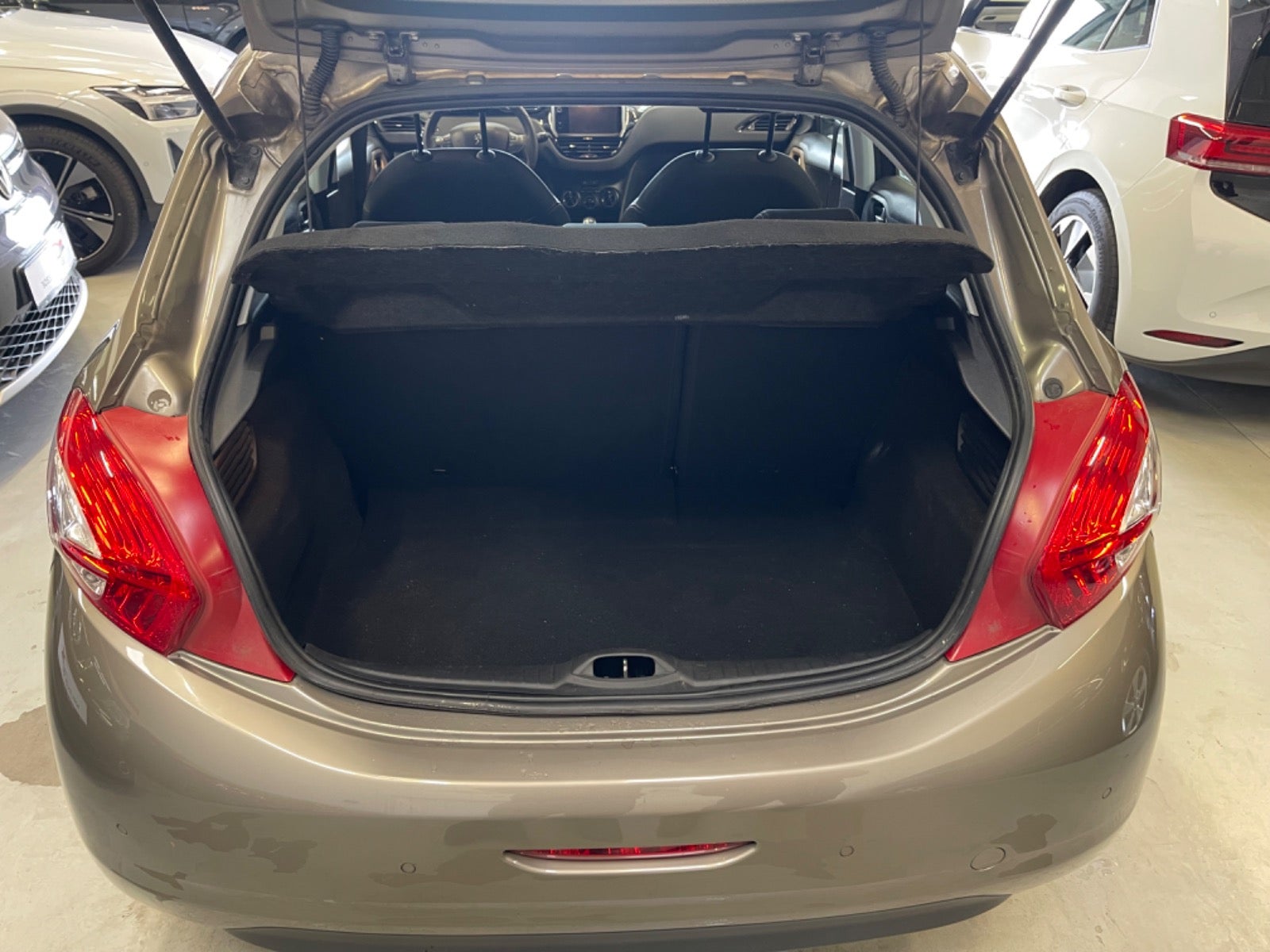 Billede af Peugeot 208 1,2 VTi Active