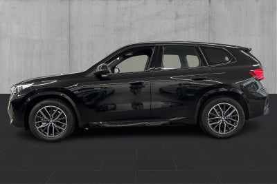 BMW iX1 eDrive20 M-Sport - 1