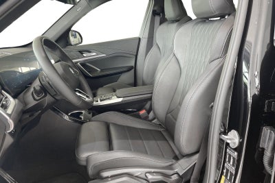 BMW iX1 xDrive30 M-Sport - 4