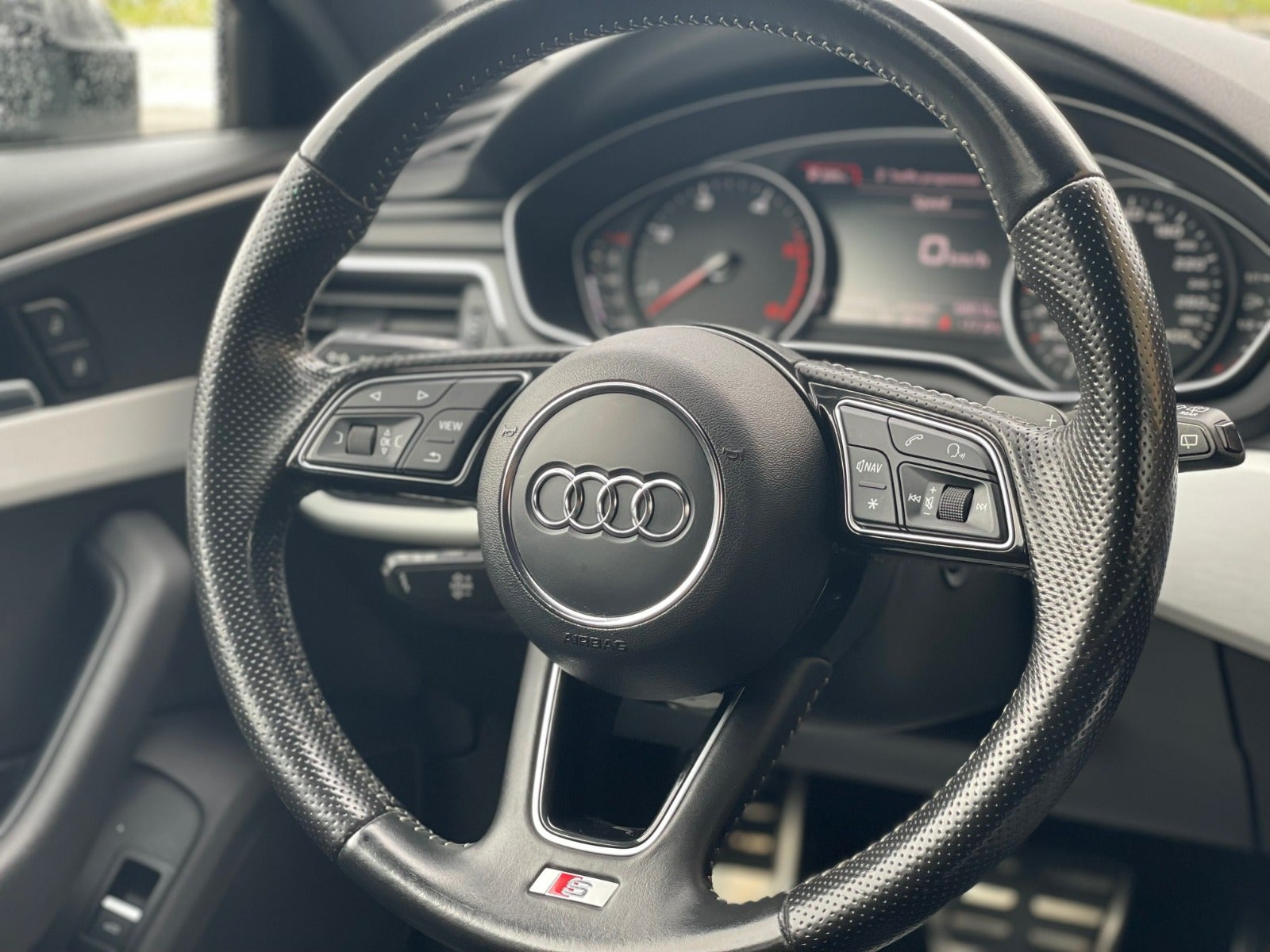 Audi A4 2015