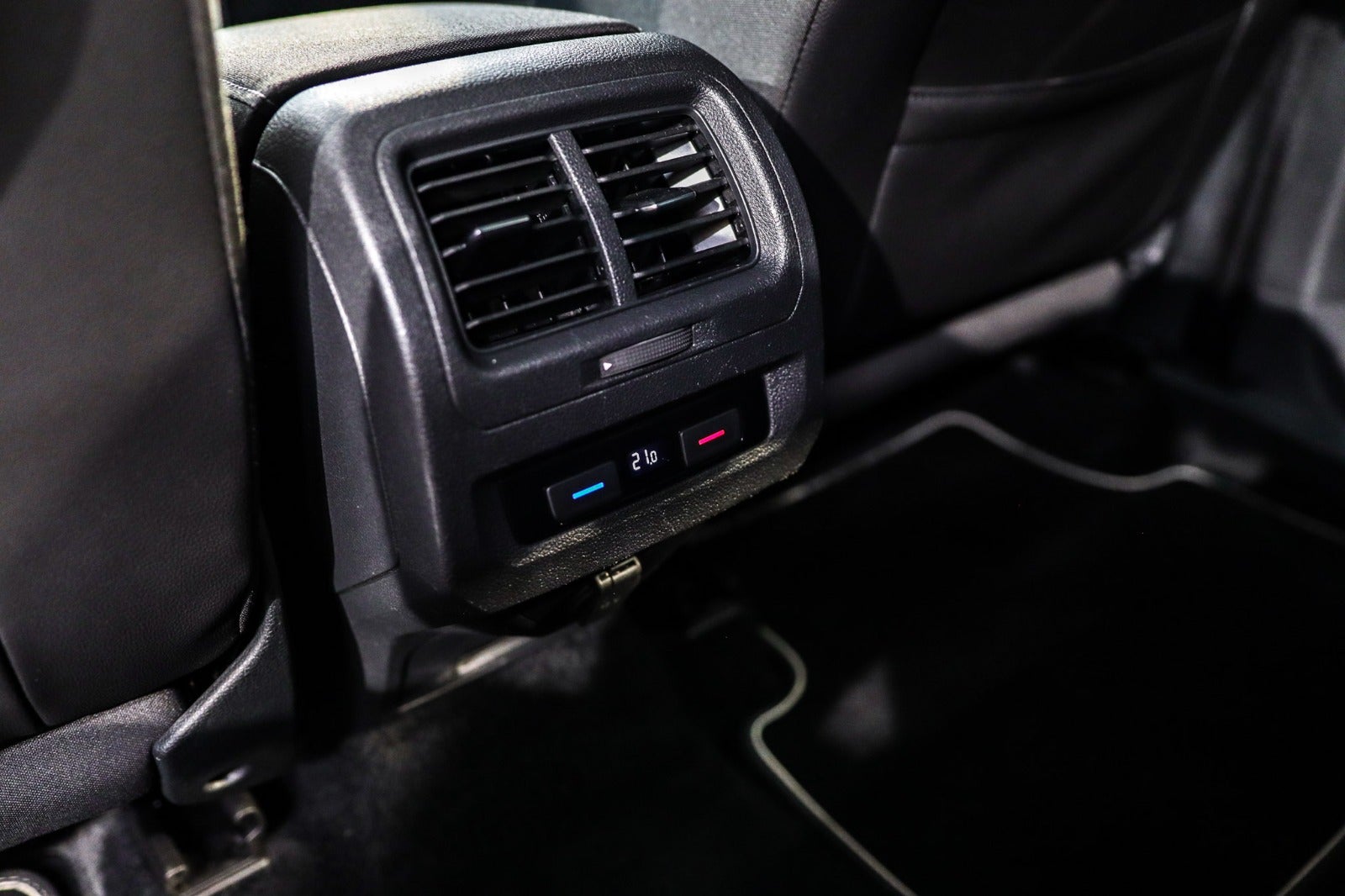 Billede af VW Touran 2,0 TDi 150 Comfortline DSG 7prs