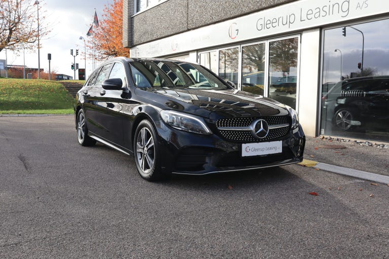 Mercedes C300 AMG Line stc. aut.