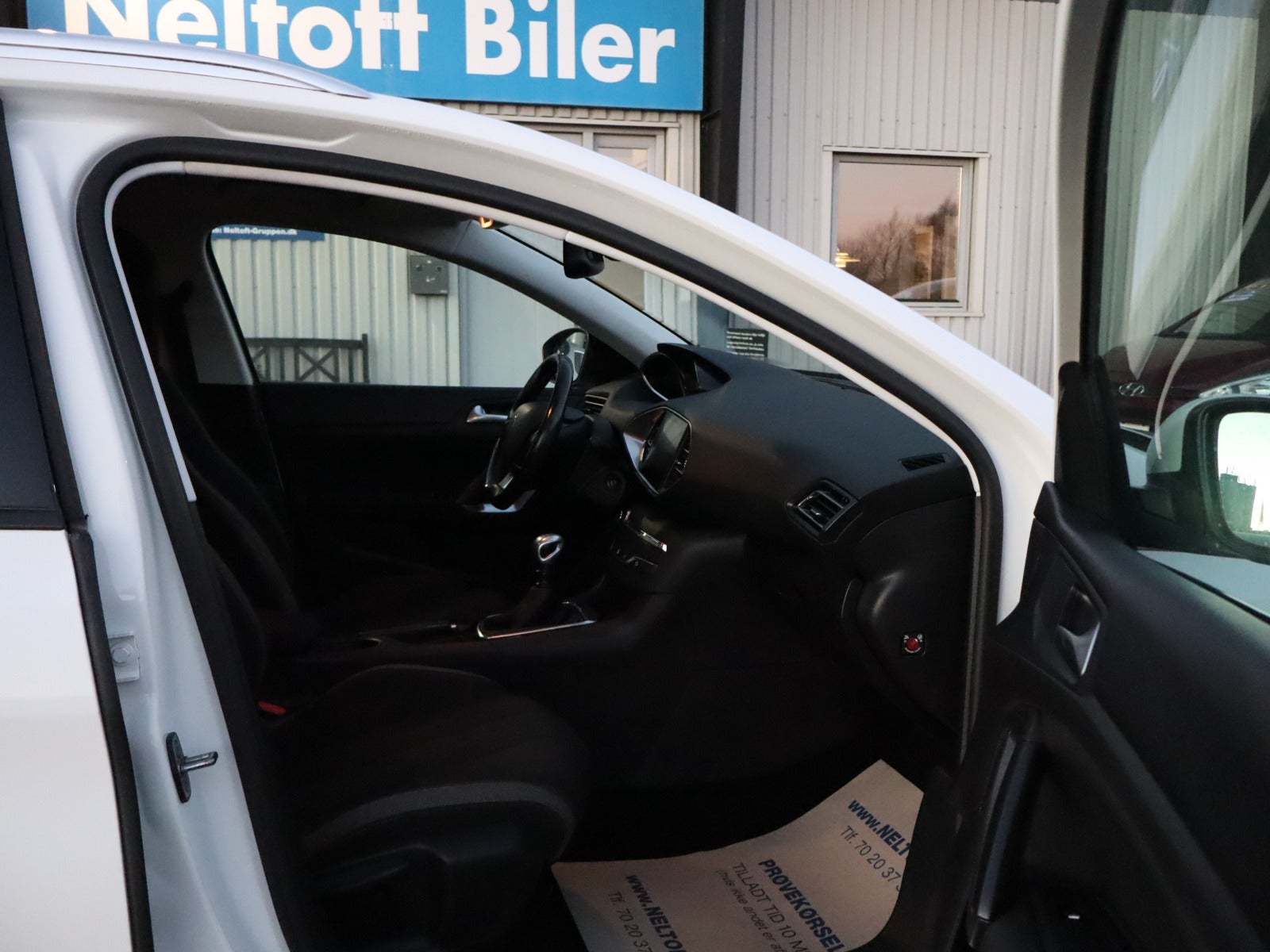 Billede af Peugeot 308 1,6 BlueHDi 120 Allure SE SW