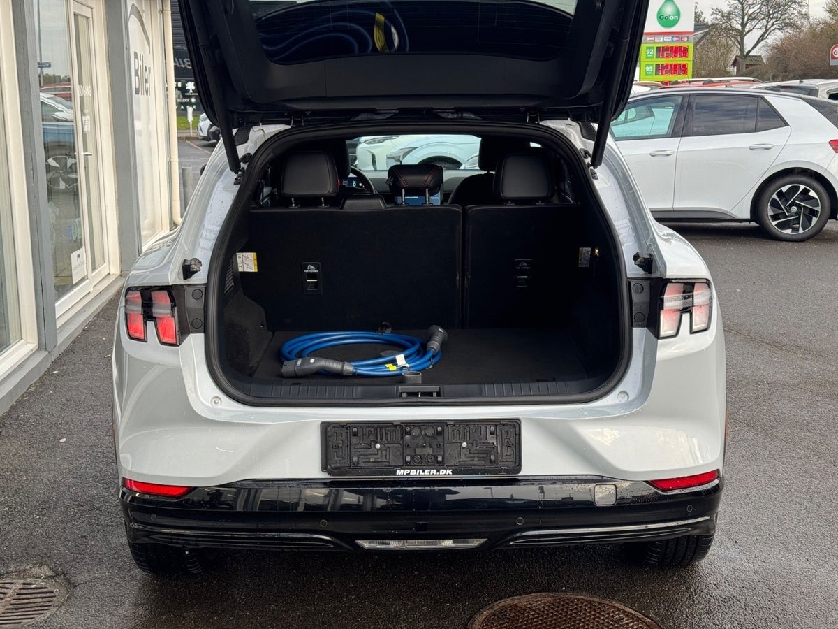 Billede af Ford Mustang Mach-E 75 Premium Standard Range AWD