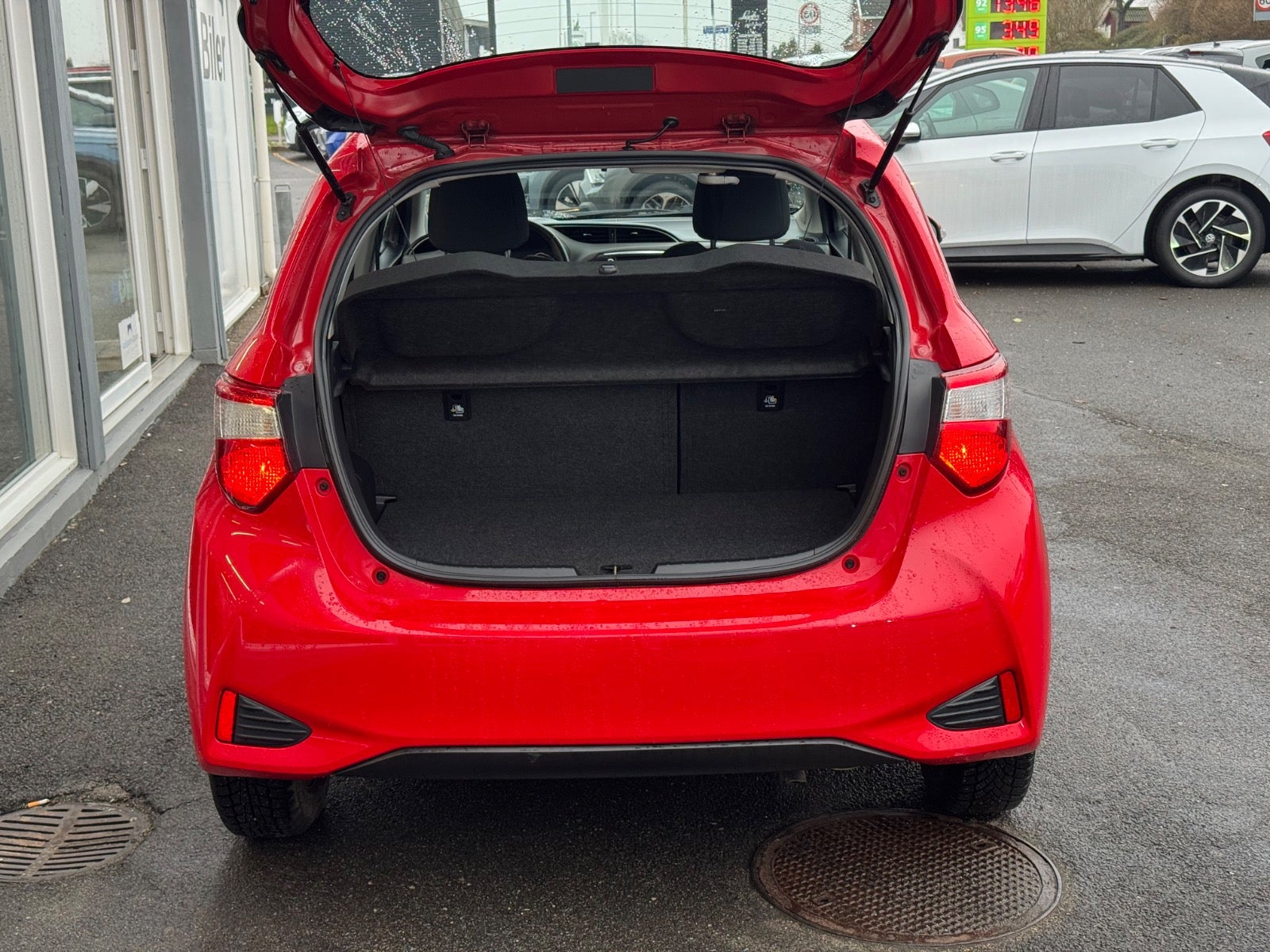 Billede af Toyota Yaris 1,5 Hybrid H2 e-CVT