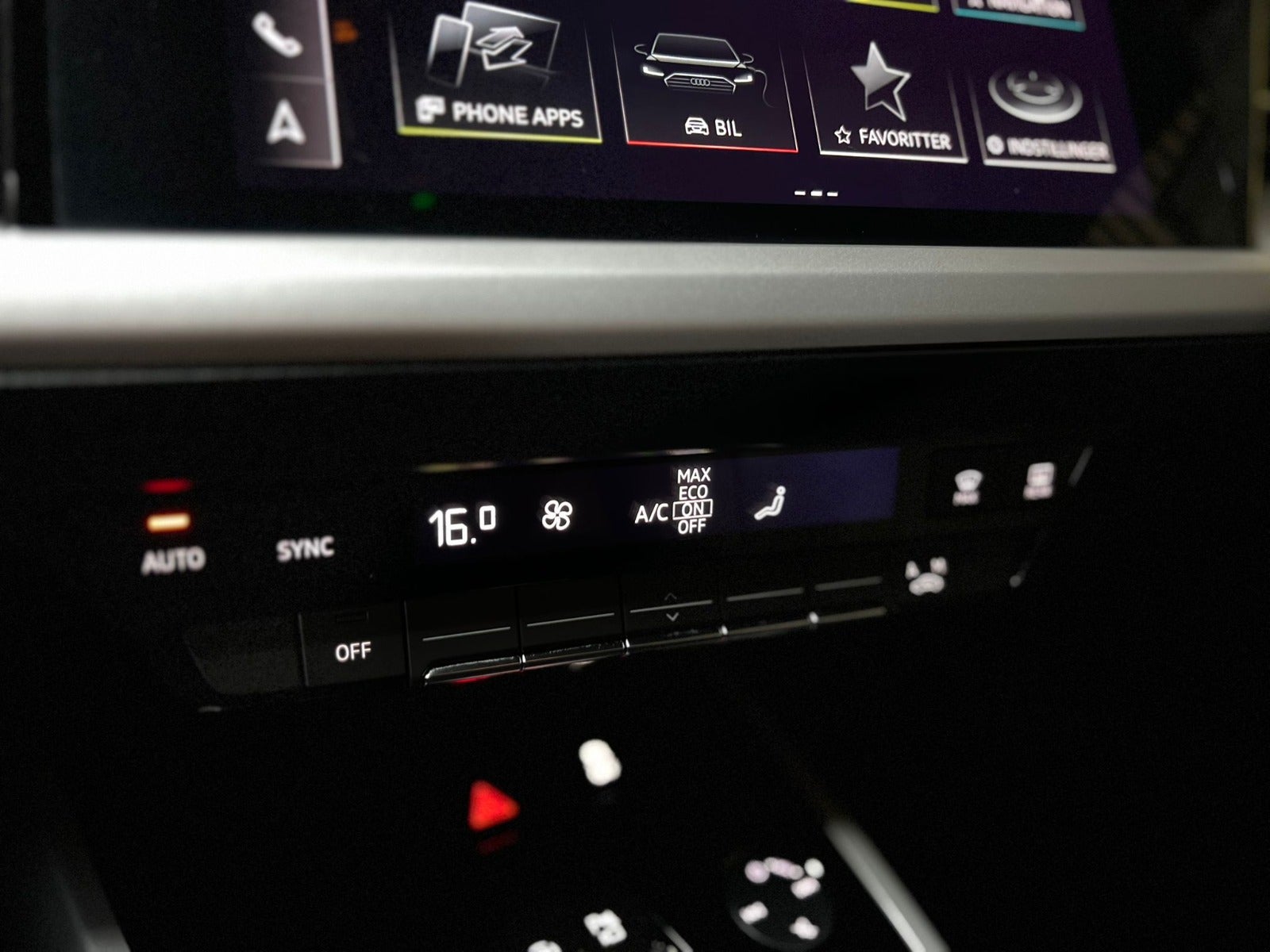 Audi Q4 e-tron Attraction