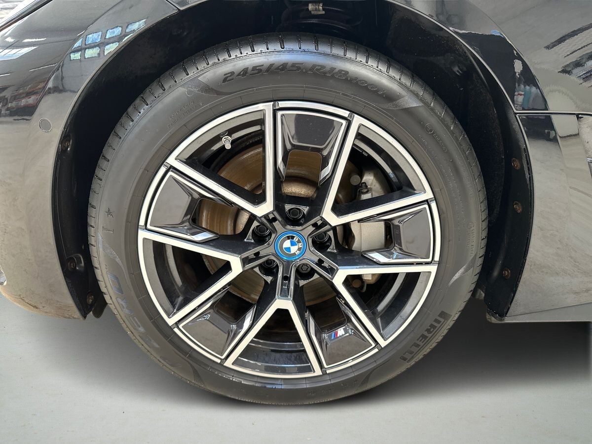 BMW i4 eDrive40 M-Sport billede 8