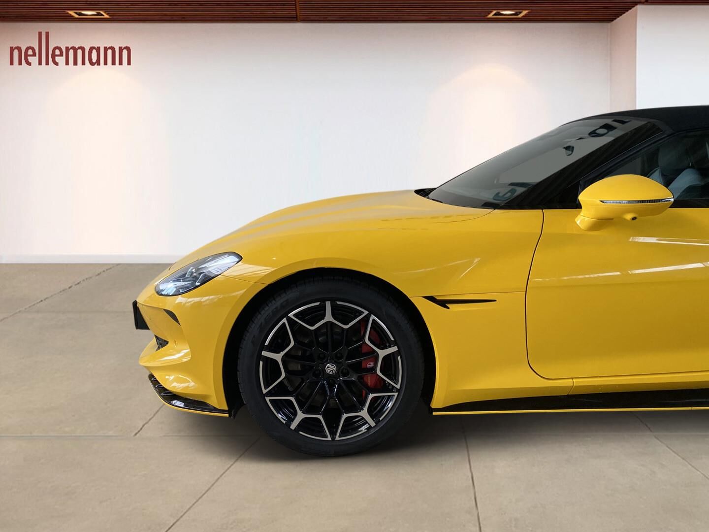 MG Cyberster Trophy Long Range