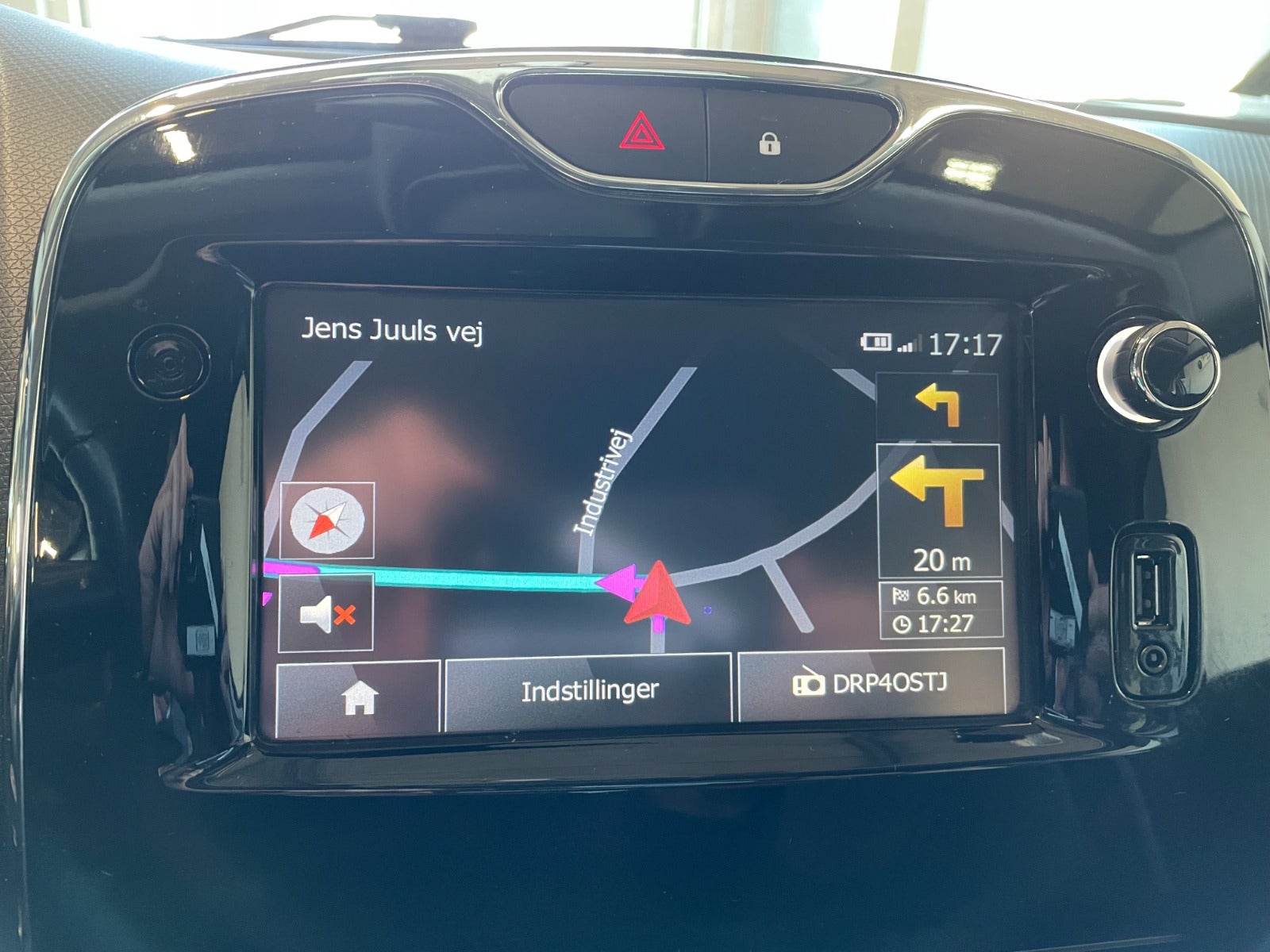 Billede af Renault Clio IV 1,5 dCi 75 Authentique Sport Tourer