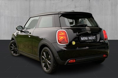 MINI Cooper SE Classic Trim - 2