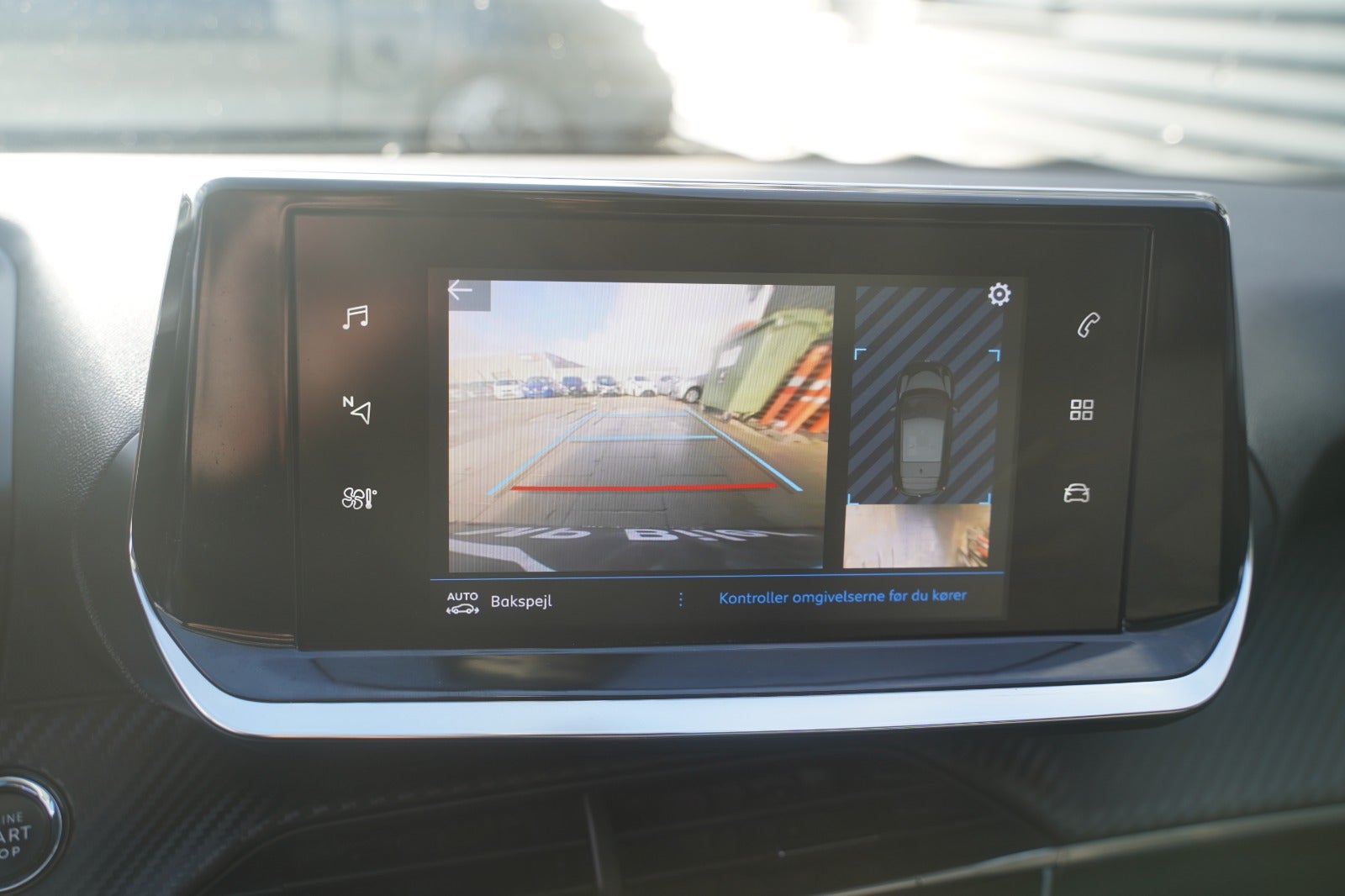 Billede af Peugeot 208 1,5 BlueHDi 100 Allure Sky