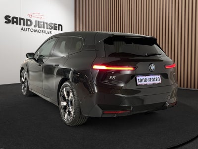 BMW iX xDrive40 Supercharged