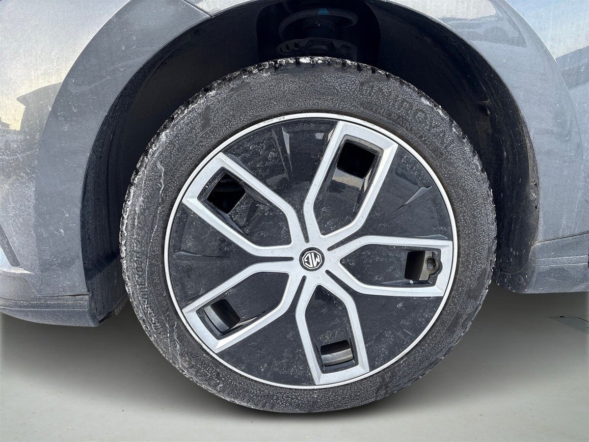 MG 4 Luxury billede 8