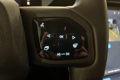 Ford Explorer Premium Extended Range