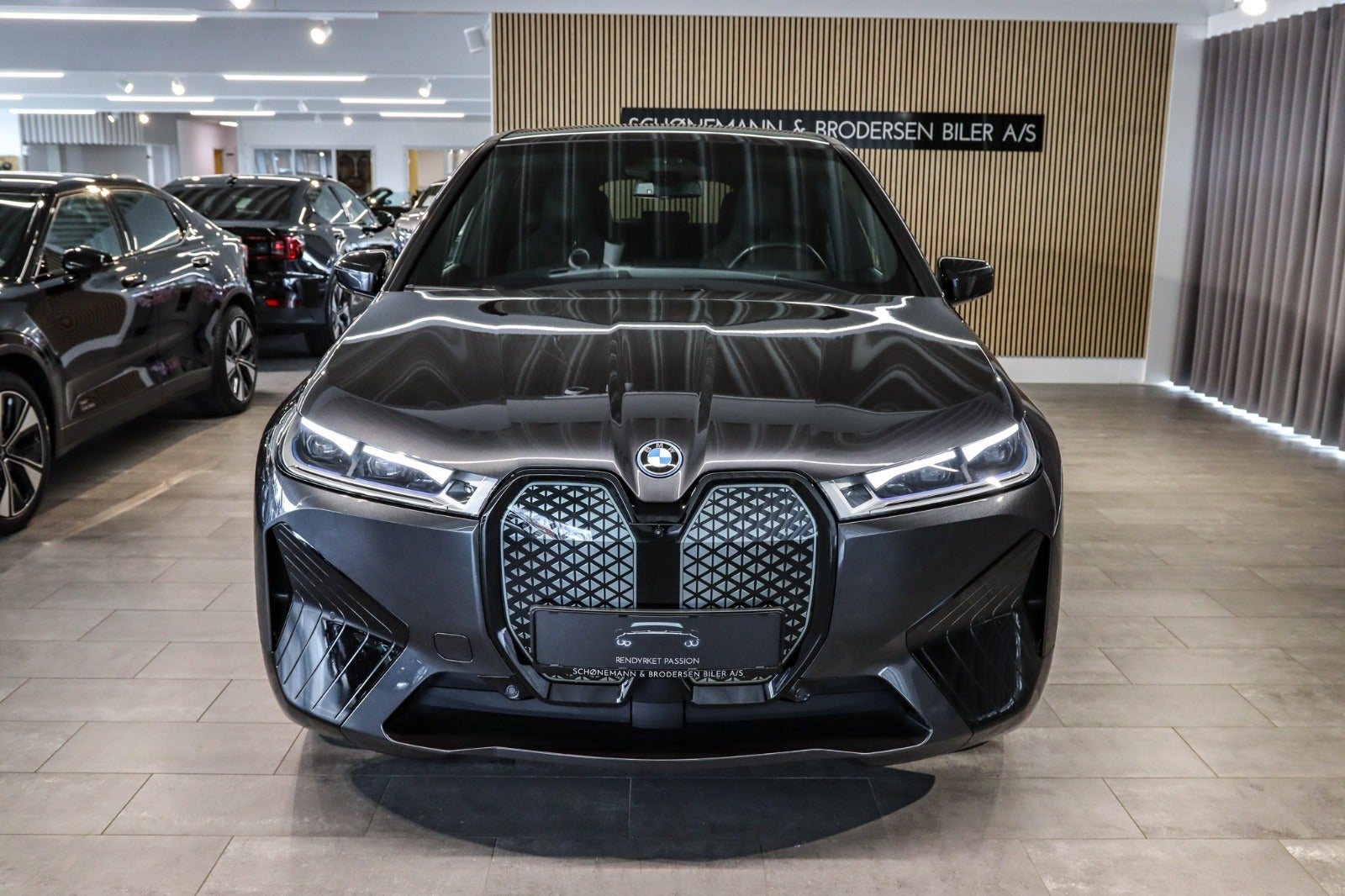Billede af BMW iX  xDrive50 Fully Charged