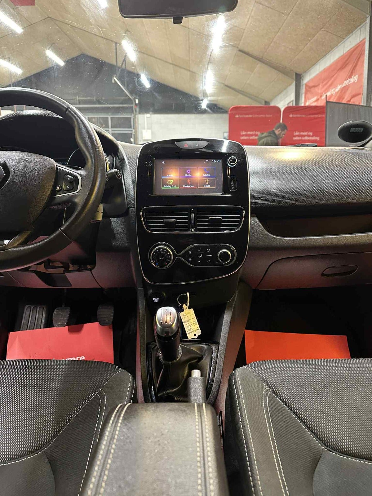 Billede af Renault Clio IV 0,9 TCe 90 Limited Sport Tourer