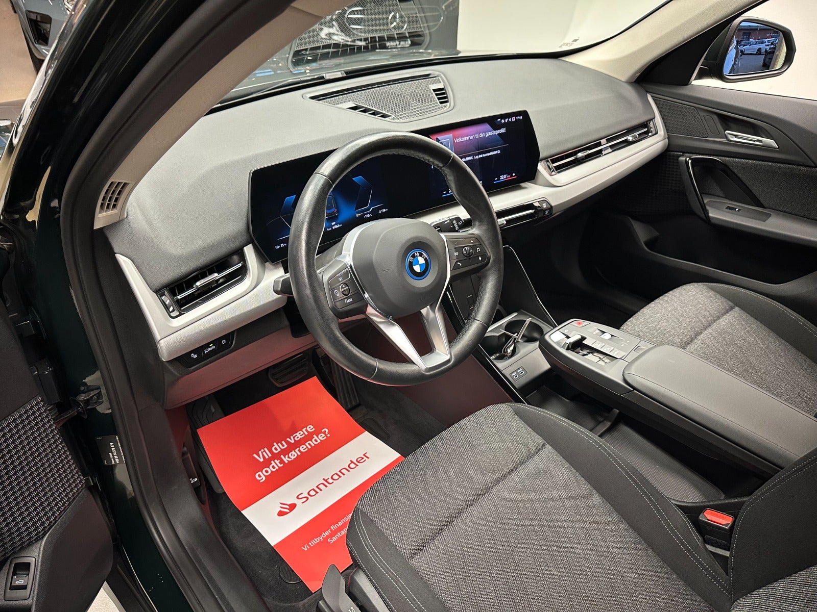 Billede af BMW iX1  xDrive30