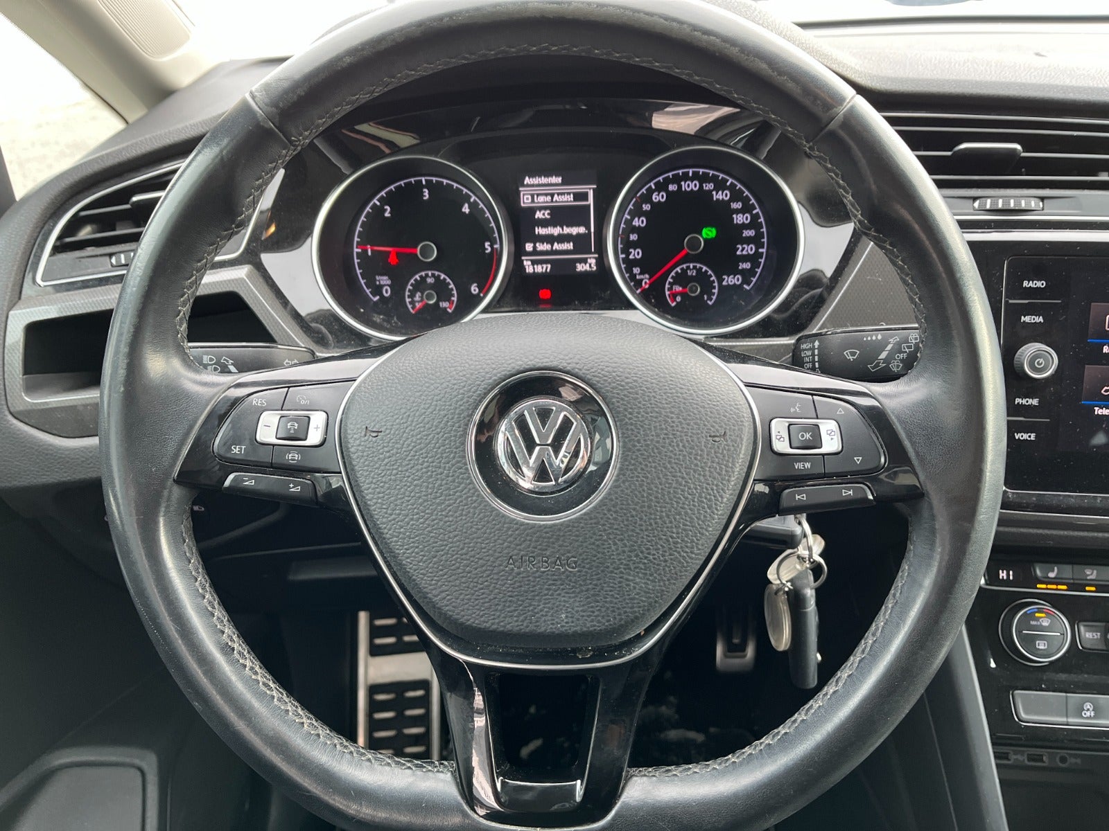 Billede af VW Touran 1,6 TDi 115 IQ.Drive DSG 7prs