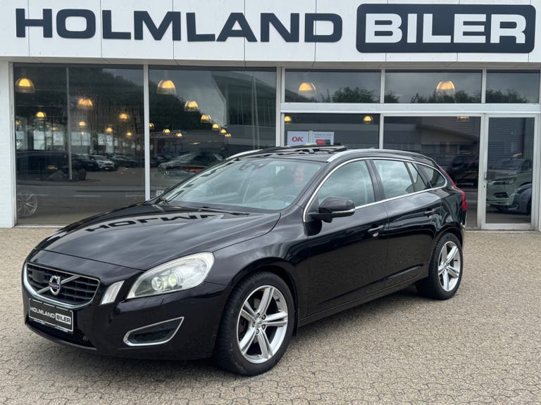 Volvo V60 T4 180 Summum aut.