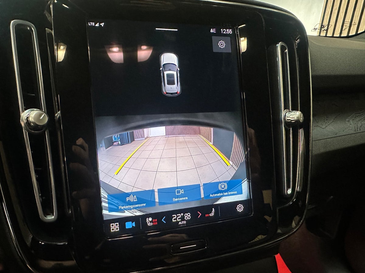 Volvo XC40 P6 ReCharge Core