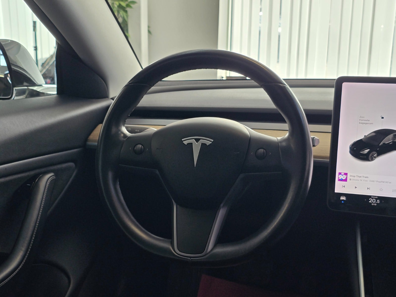 Billede af Tesla Model 3  Standard Range+ RWD
