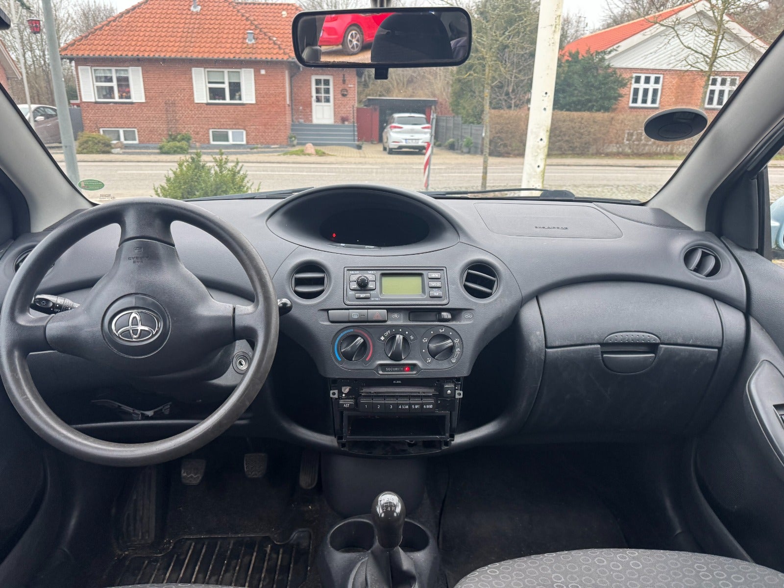 Toyota Yaris 2003