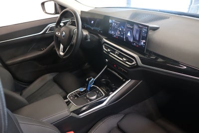 BMW i4 eDrive35 Charged