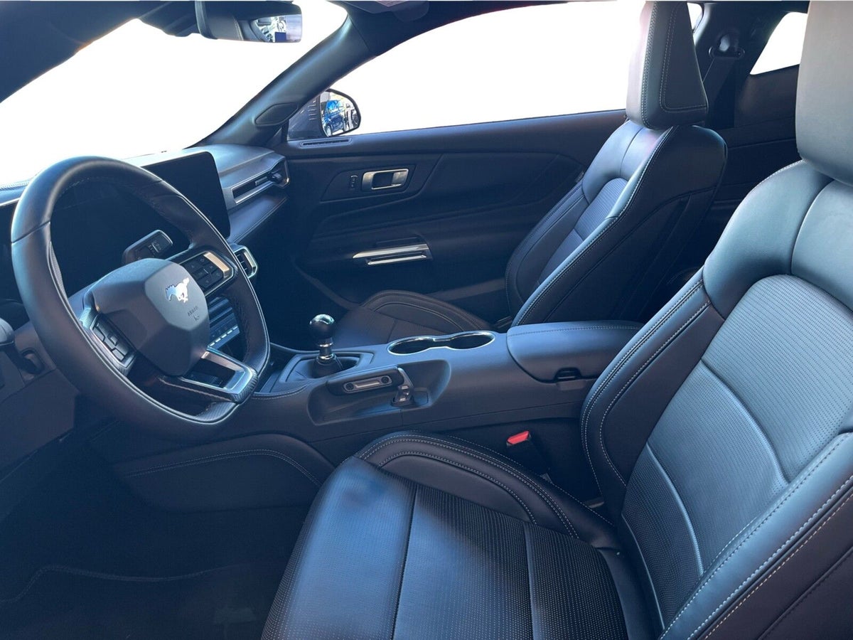 Ford Mustang V8 GT Coupé billede 10