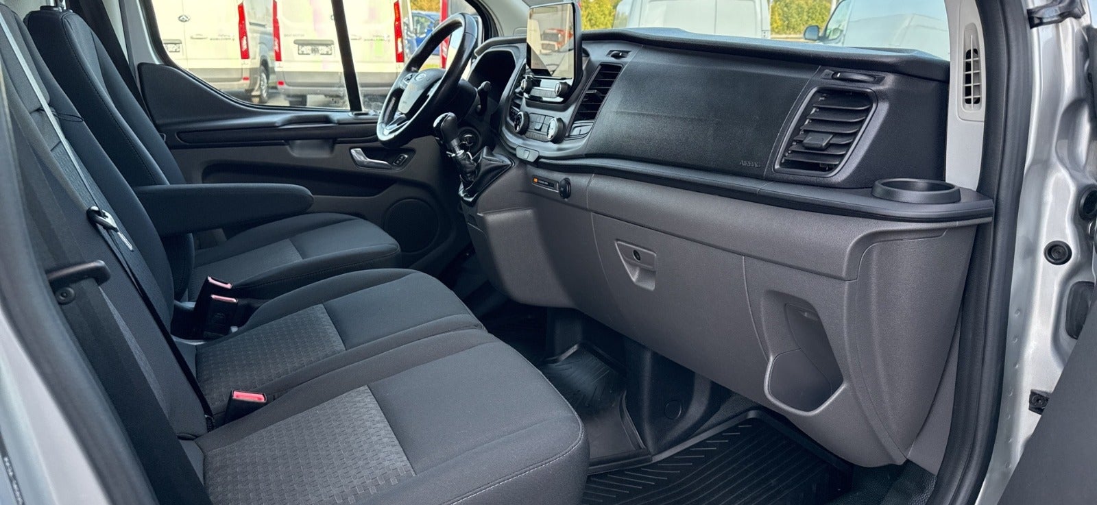 Billede af Ford Transit Custom 300L 2,0 TDCi 170 Trend