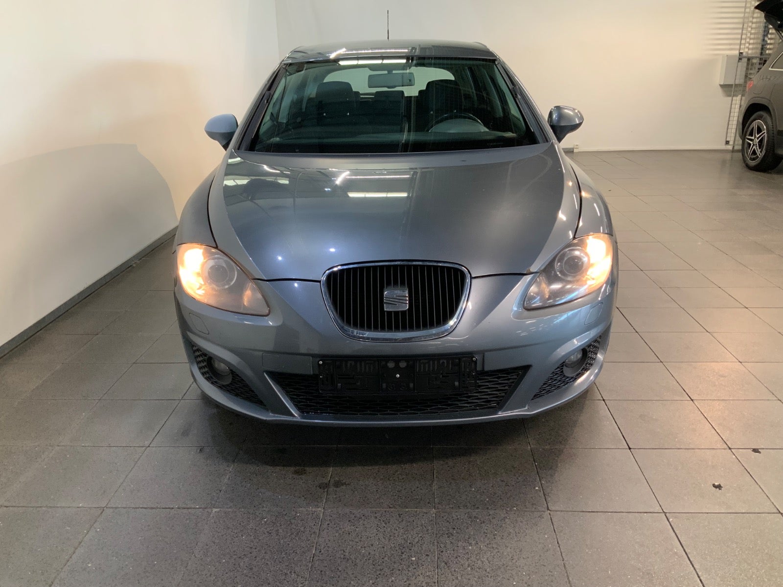Seat Leon (2/8)