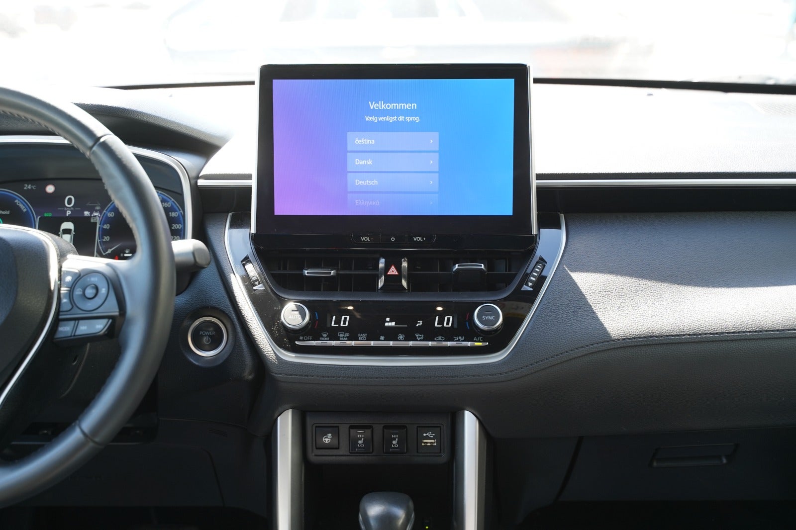 Billede af Toyota Corolla Cross 2,0 Hybrid Style Comfort CVT