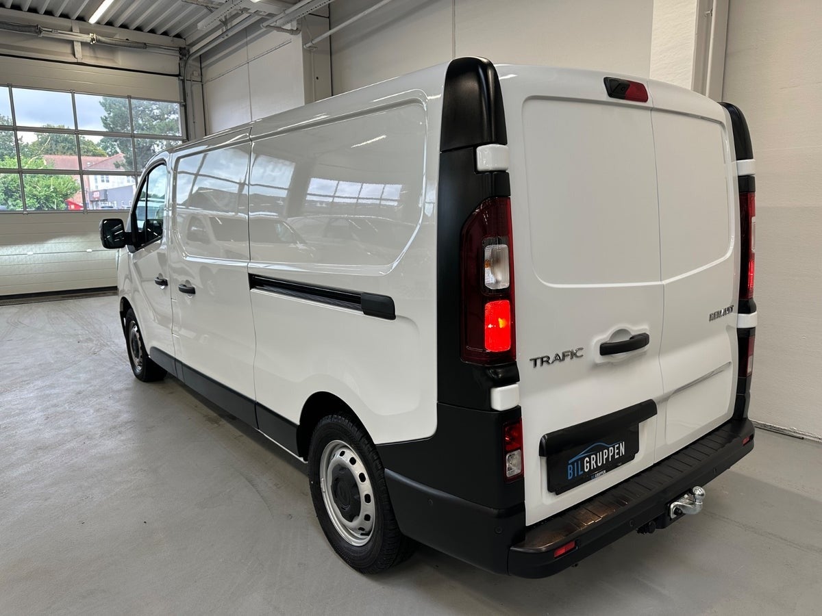 Billede af Renault Trafic 2,0 dCi 130 L2H1 Tekno