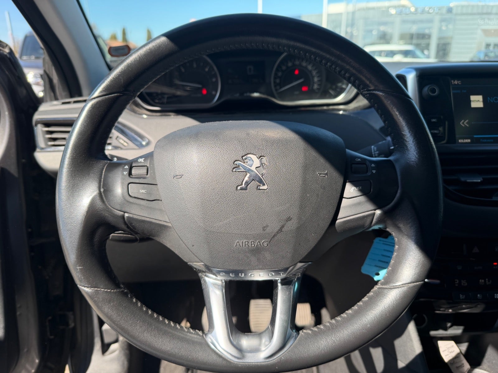 Billede af Peugeot 208 1,5 BlueHDi 100 Signature+