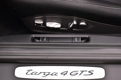 Porsche 911 Targa 4 GTS PDK