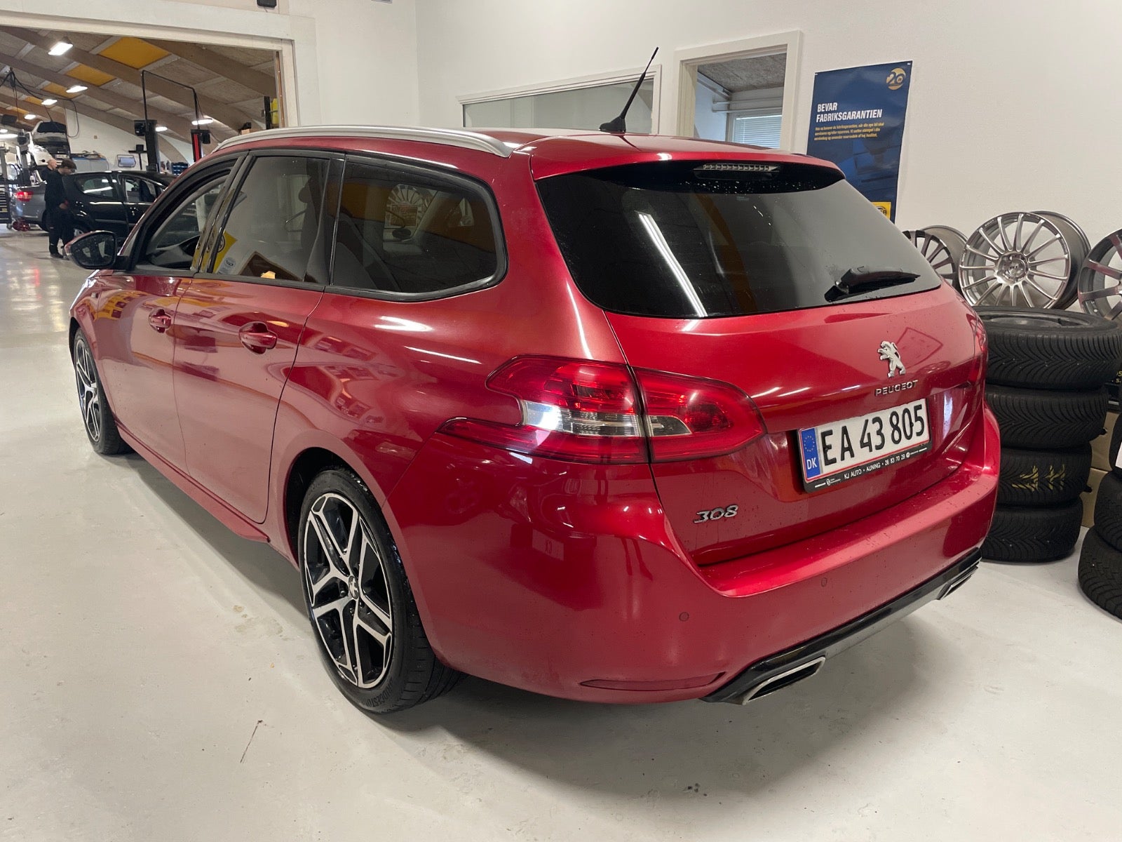 Peugeot 308 BlueHDi 120 Style Sky SW