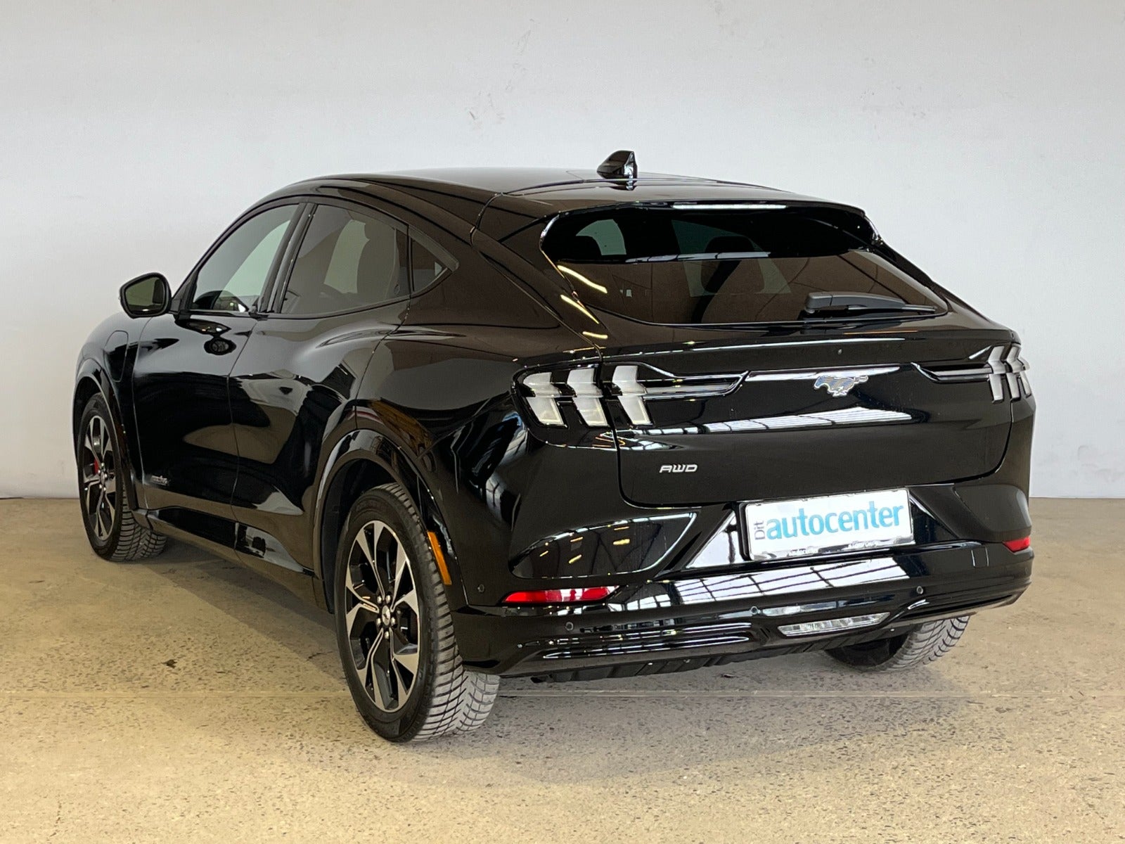 Ford Mustang Mach-E Extended Range AWD