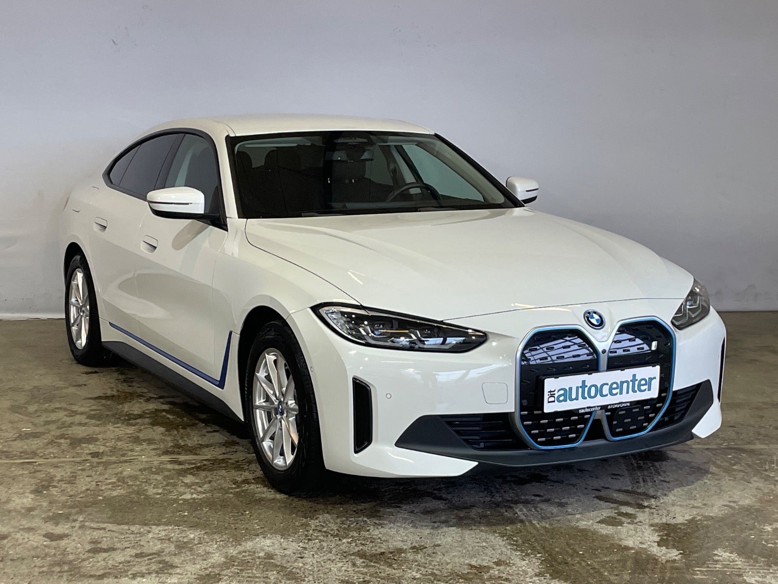 BMW i4 eDrive40