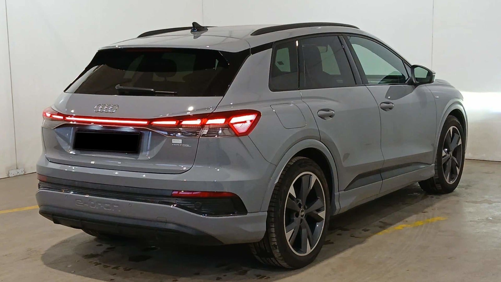 Audi Q4 e-tron S-line