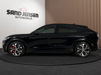 Ford Mustang Mach-E Premium Extended Range Van