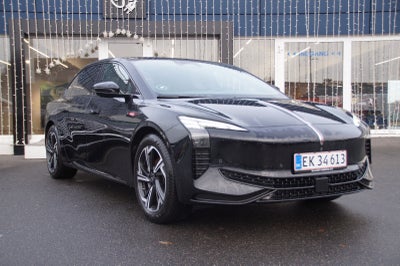 Hongqi EH7 111 Exclusive 4d