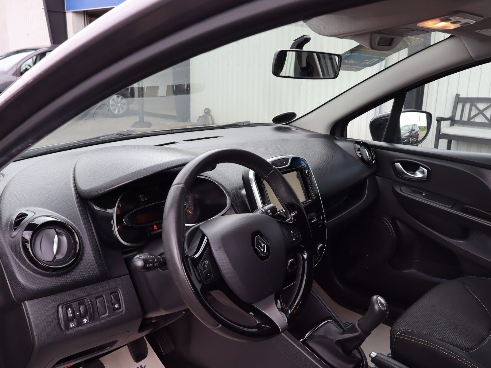 Billede af Renault Clio IV 0,9 TCe 90 Dynamique Sport Tourer