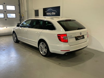 Skoda Superb TSi 160 Elegance Combi DSG