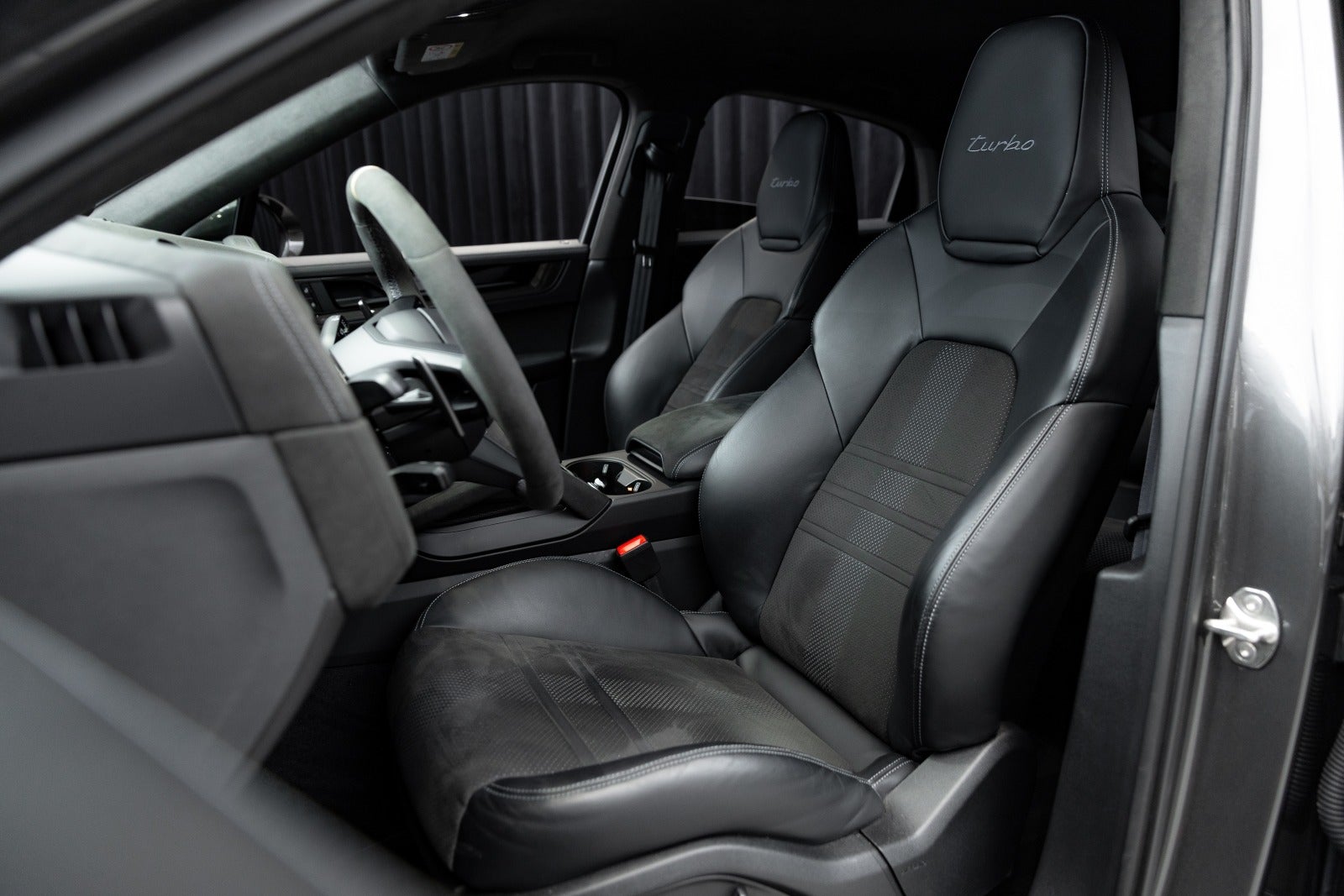 Gallery image 8 of 18