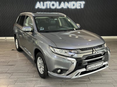 Mitsubishi Outlander 2,4 PHEV Invite CVT 4WD 5d