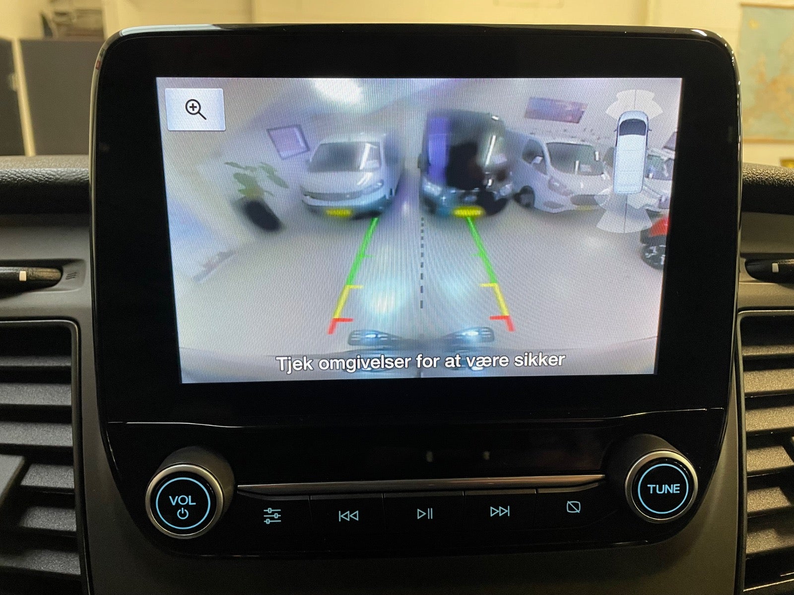 Billede af Ford Transit 350 L2 Van 2,0 TDCi 170 Trend aut. H2 FWD