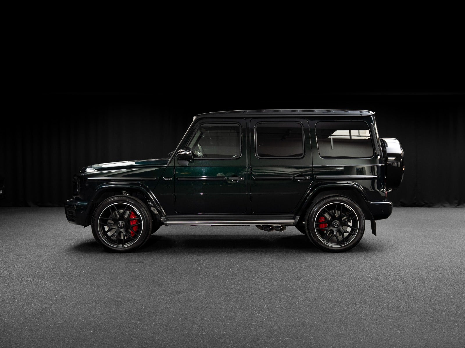 Gallery image 2 of 18