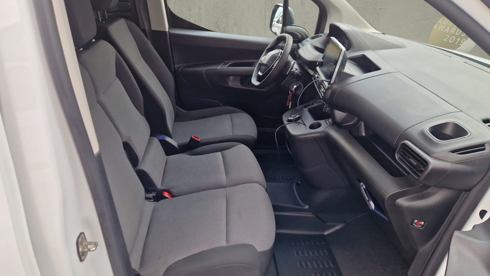 Billede af Peugeot Partner 1,5 BlueHDi 130 L1V1 Ultimate EAT8 Van