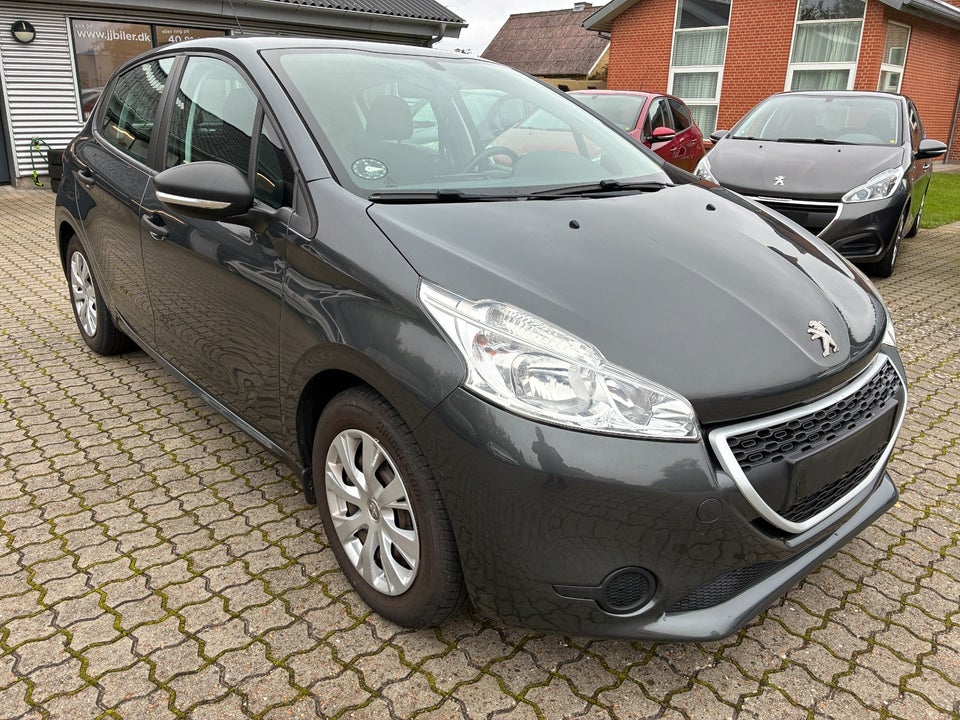 Peugeot 208, Billede 2