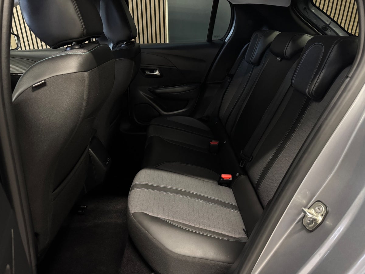 Peugeot 208 PureTech 100 Allure