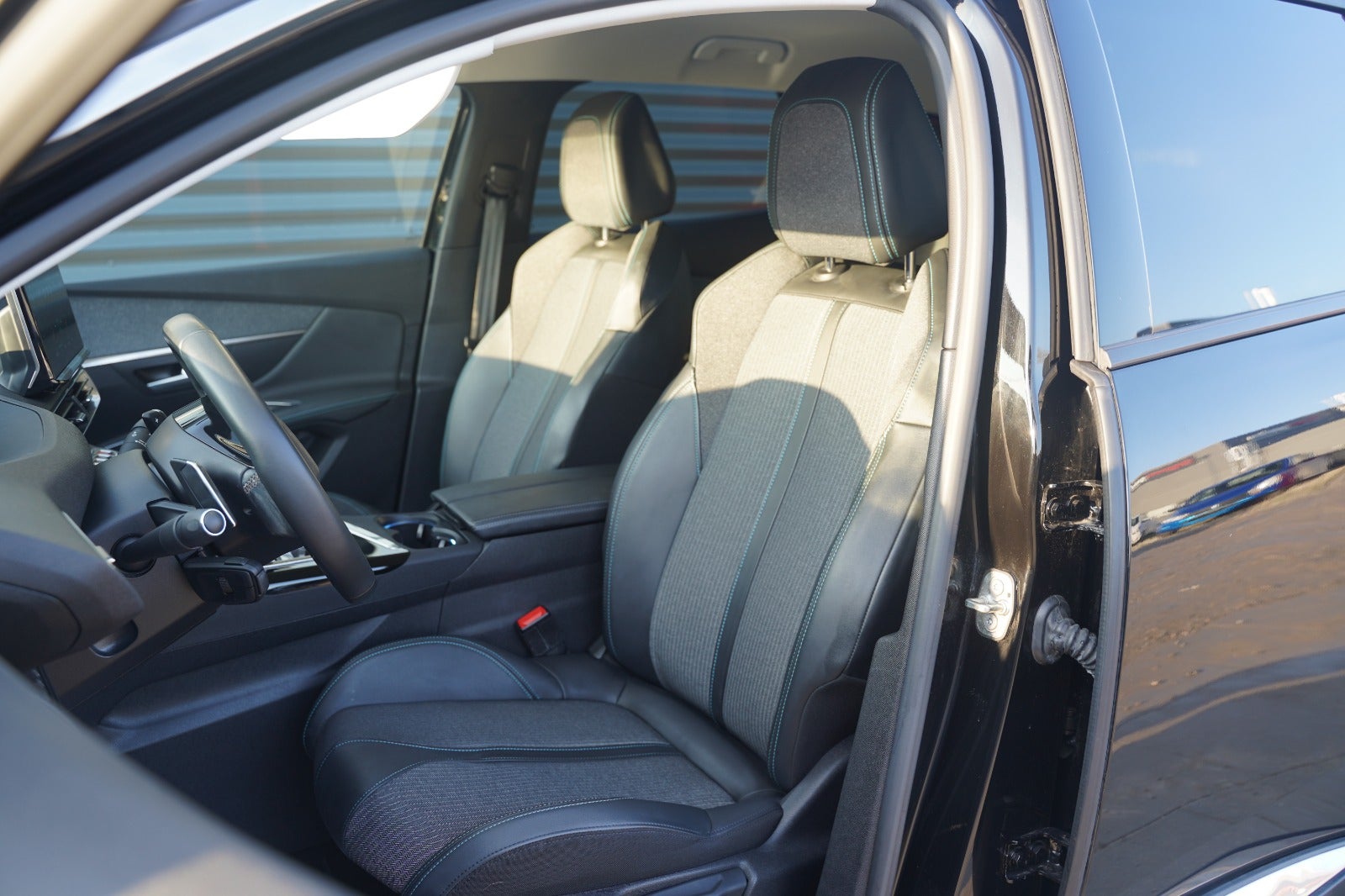 Billede af Peugeot 3008 1,6 Hybrid Allure Pack EAT8